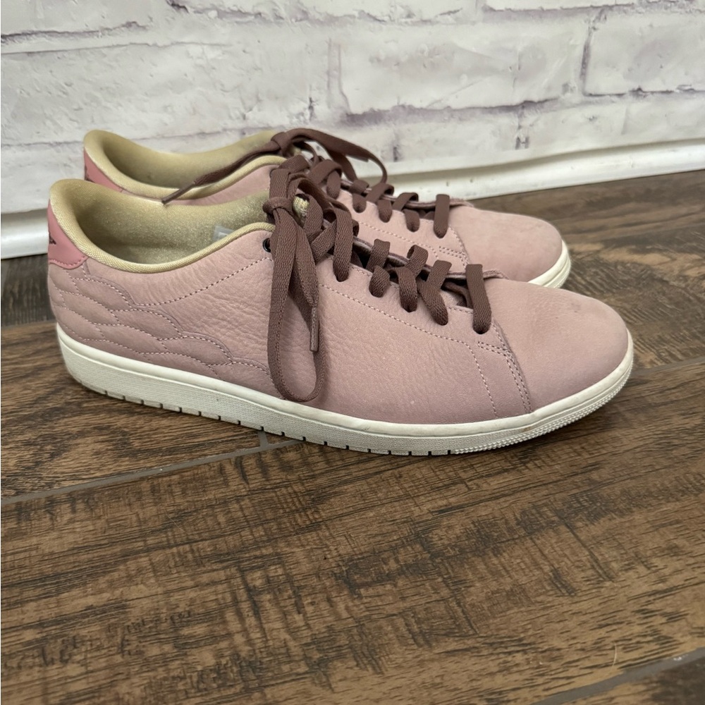 Air‎ Jordan 1 Centre Court Pink Oxfords Men’s Size 11 Sneakers Shoe